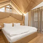 Mountain & Aparthotel 4*
