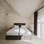 Mountain & Aparthotel