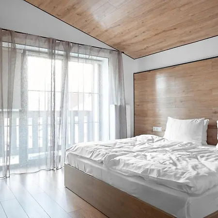 Mountain & Apartahotel Bukovel