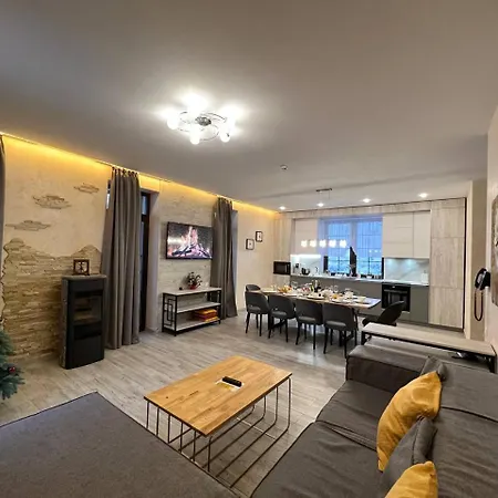 Apartahotel Mountain &