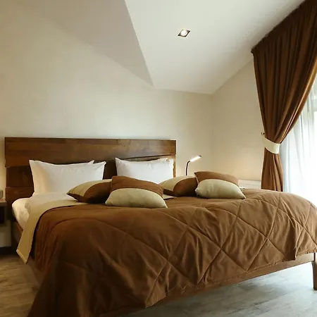Mountain & Apartahotel