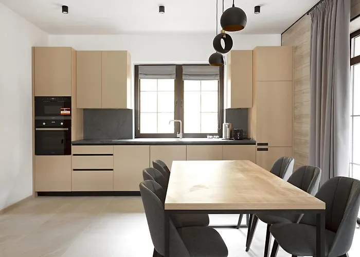 Mountain & 4* Boekovel